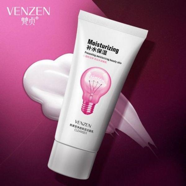 Veze Moisturizing Cleanser Facewash