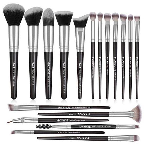 Maange 18ps Brush (Black & Silver)